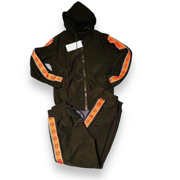 SOLD!!GG SWEATPANTS SET - Picture 2 of 8